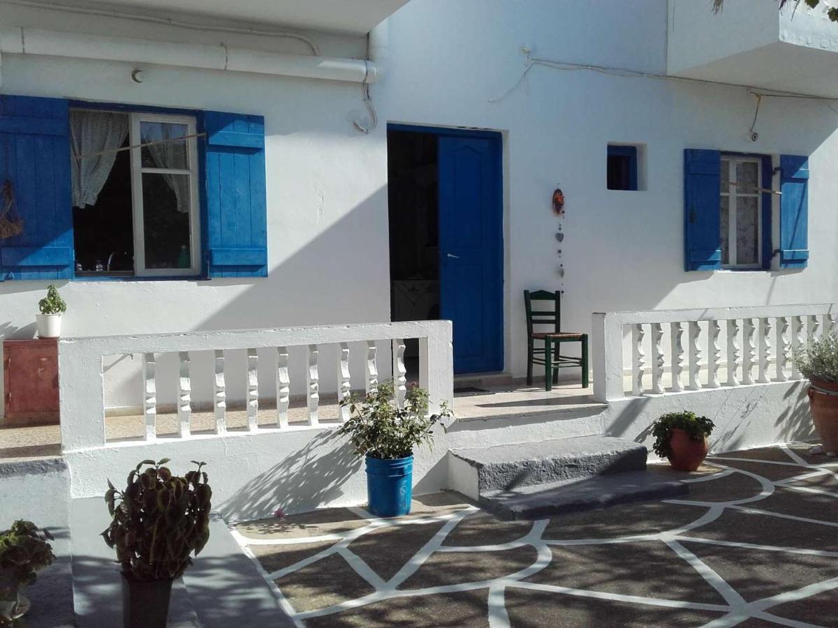 Nikos Apartments Lefkos  Extérieur photo